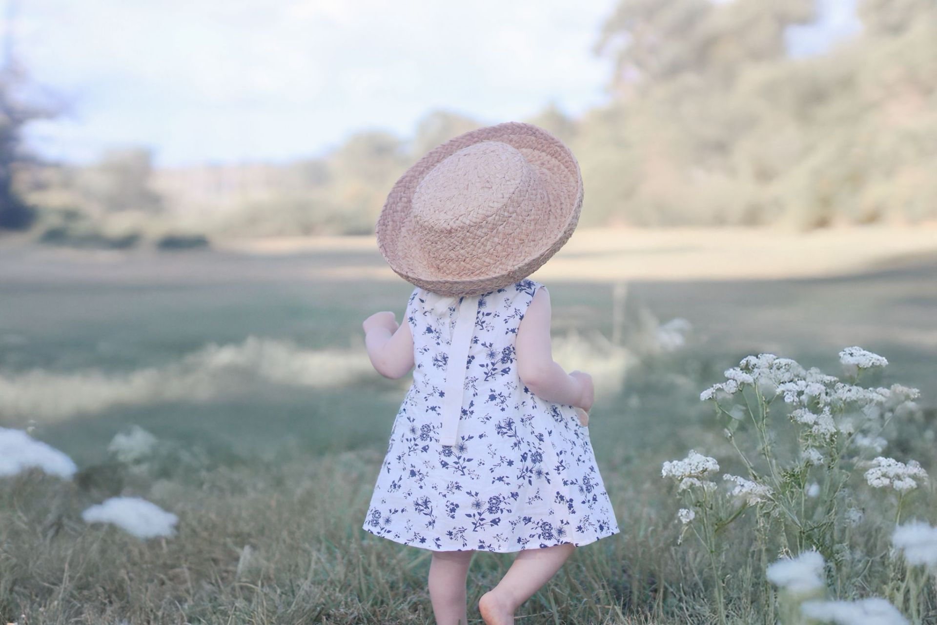 Classic navy bow dress - Image 3